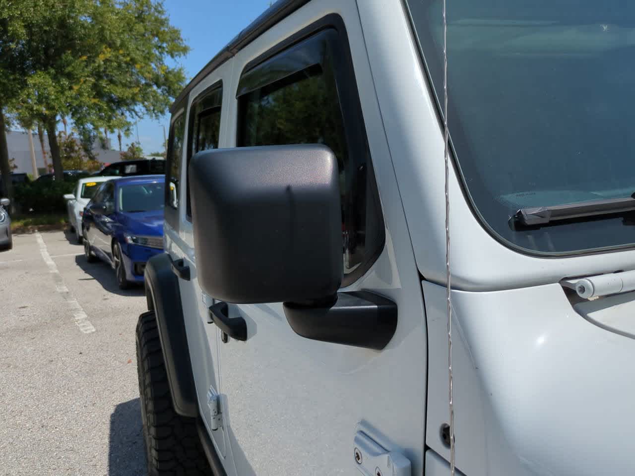 Thumbnail: 2020 Jeep Wrangler - 12
