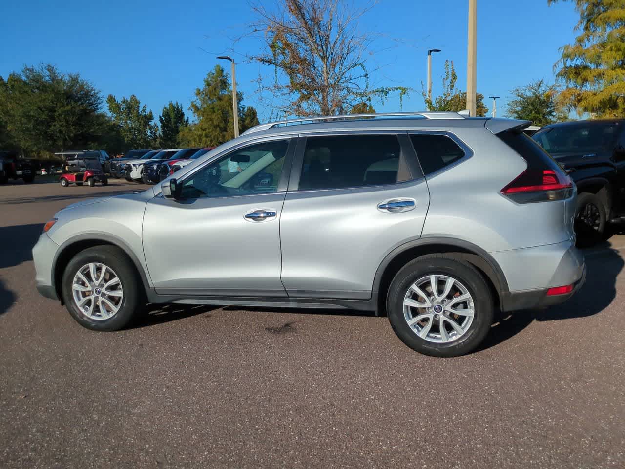 Thumbnail: 2018 Nissan Rogue - 3