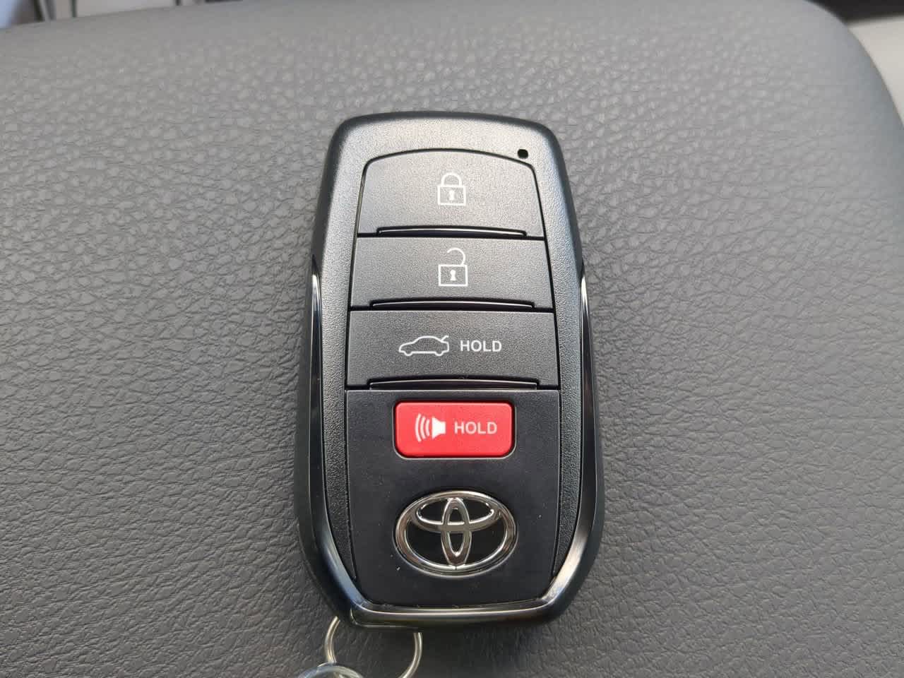 Thumbnail: 2025 Toyota Camry - 27