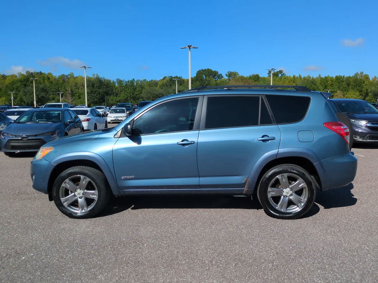 Thumbnail: 2011 Toyota RAV4 - 3