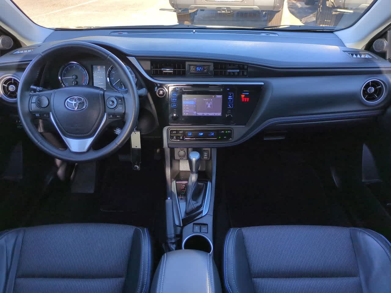 Thumbnail: 2018 Toyota Corolla - 14