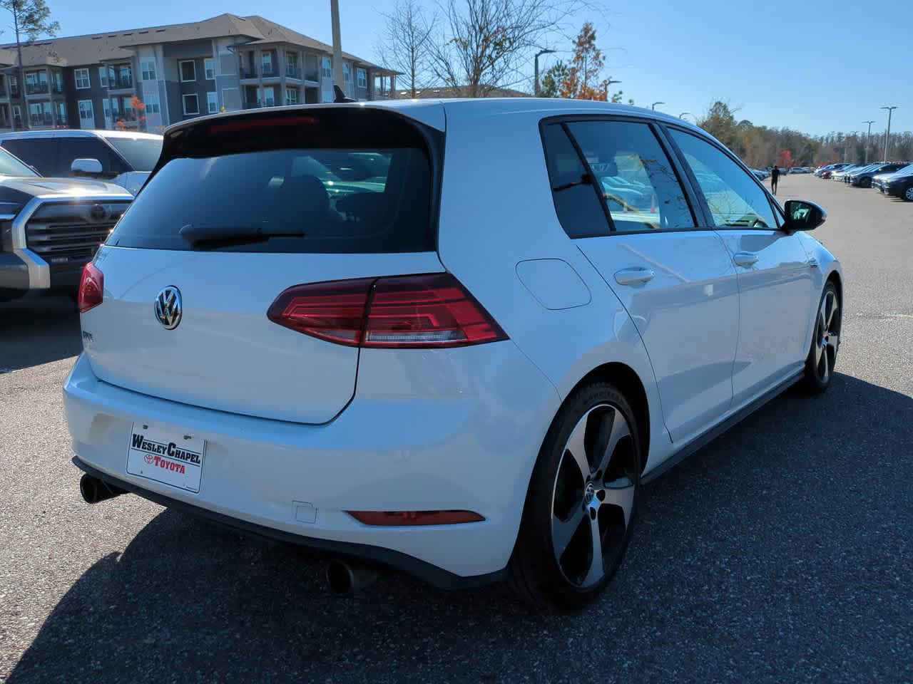 Thumbnail: 2018 Volkswagen Golf - 6