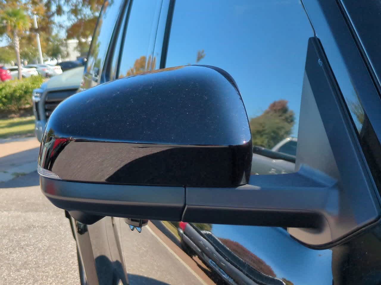 Thumbnail: 2025 Toyota 4Runner - 12