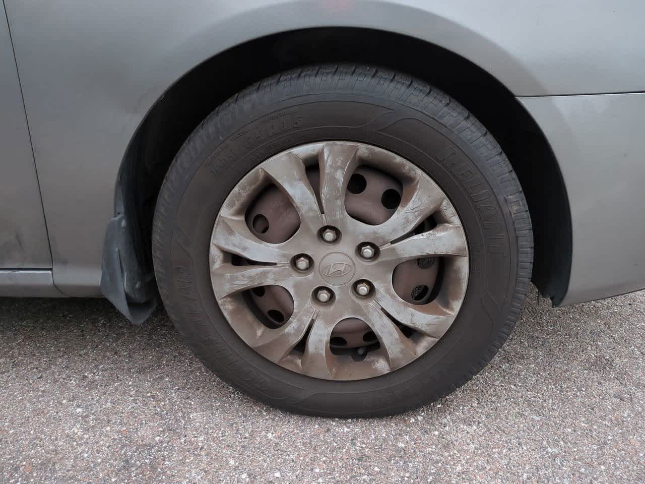 Thumbnail: 2009 Hyundai Elantra - 8