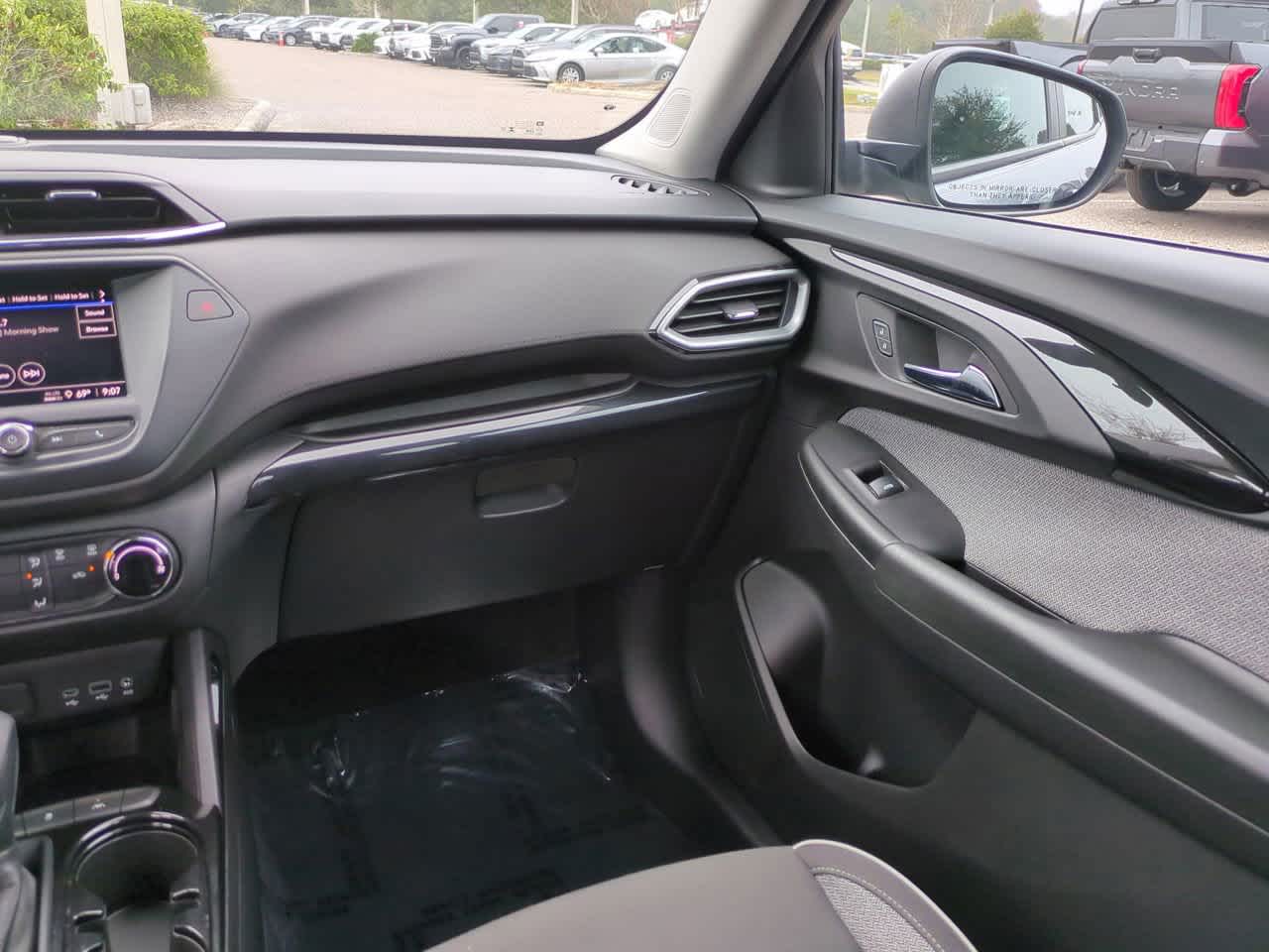 Thumbnail: 2021 Chevrolet TrailBlazer - 16