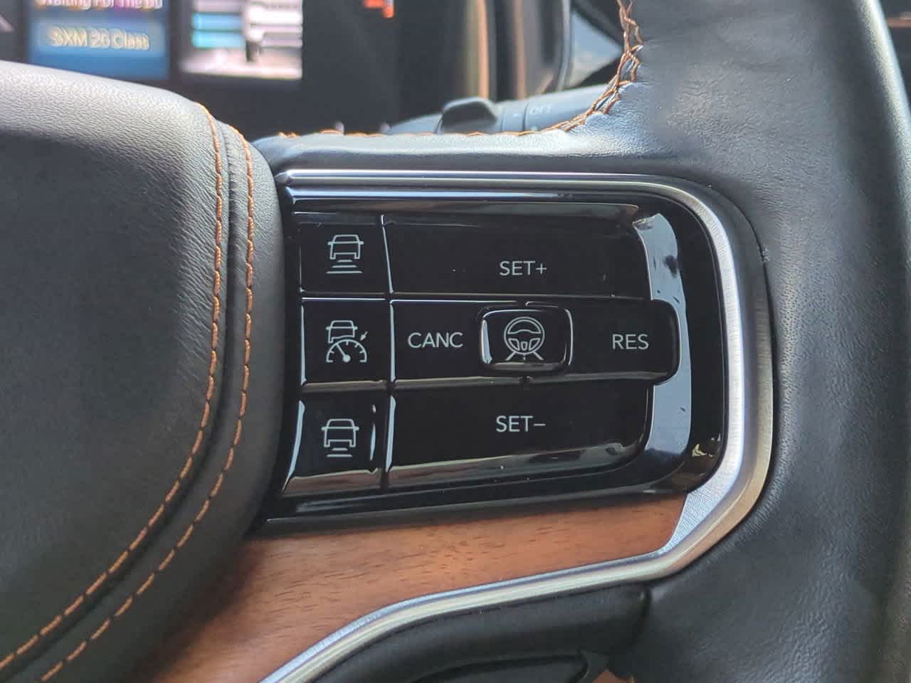 Thumbnail: 2022 Jeep Grand Wagoneer - 26