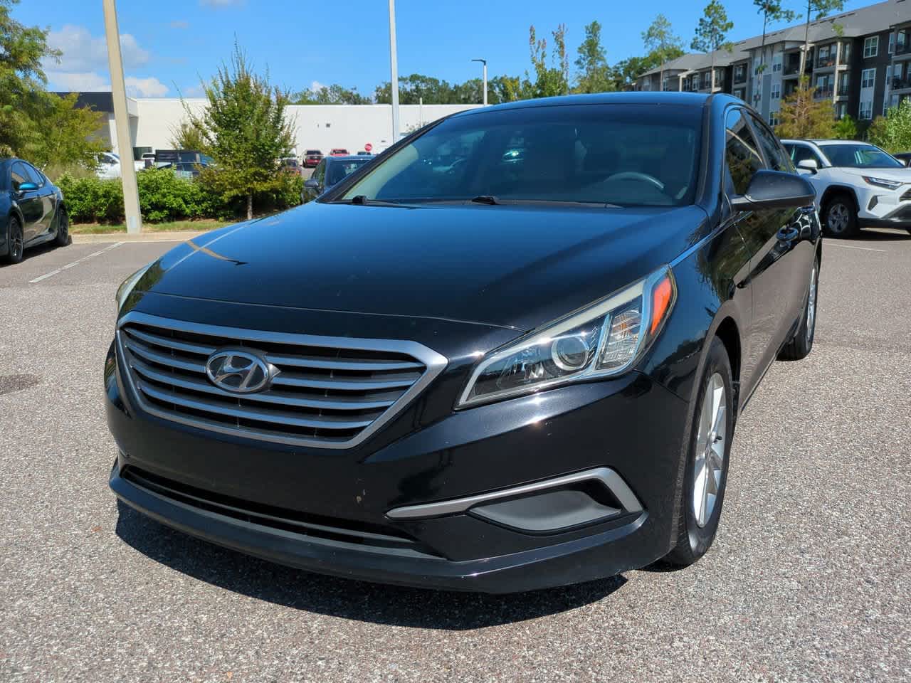 Thumbnail: 2017 Hyundai Sonata - 2