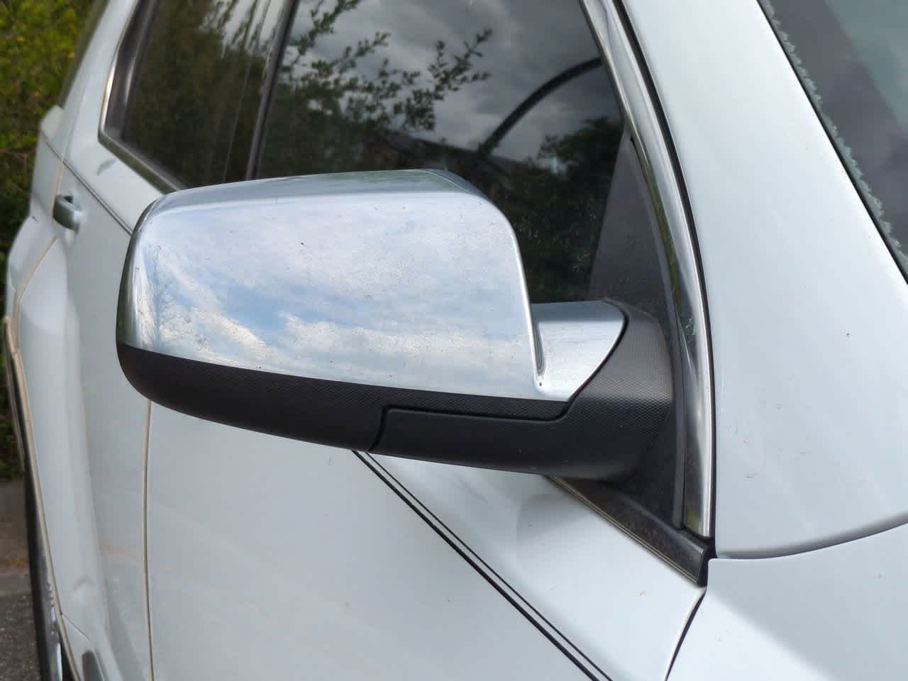 Thumbnail: 2015 GMC Terrain - 11