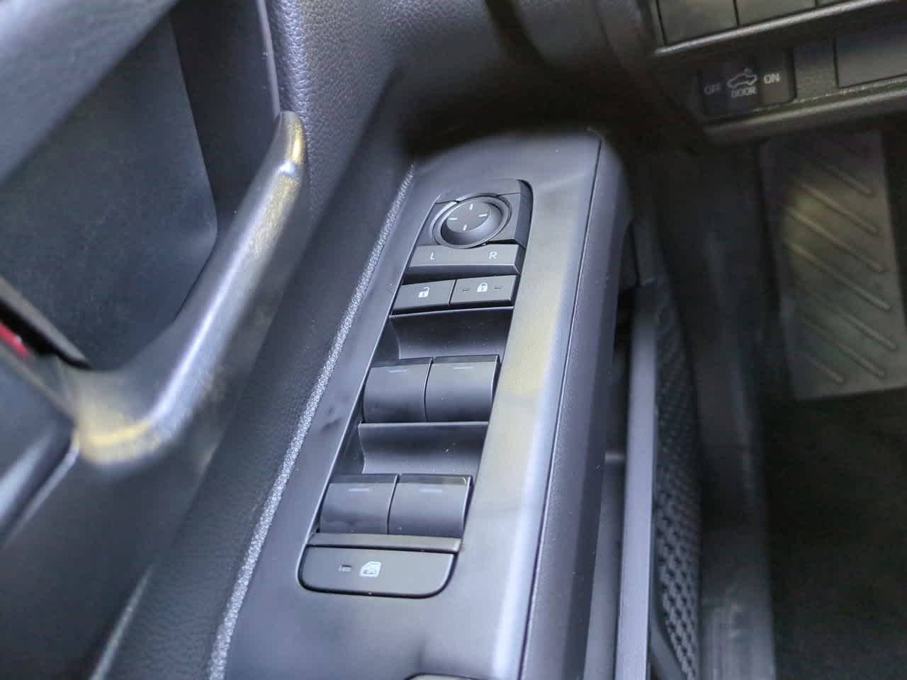 Thumbnail: 2025 Toyota Tacoma - 21