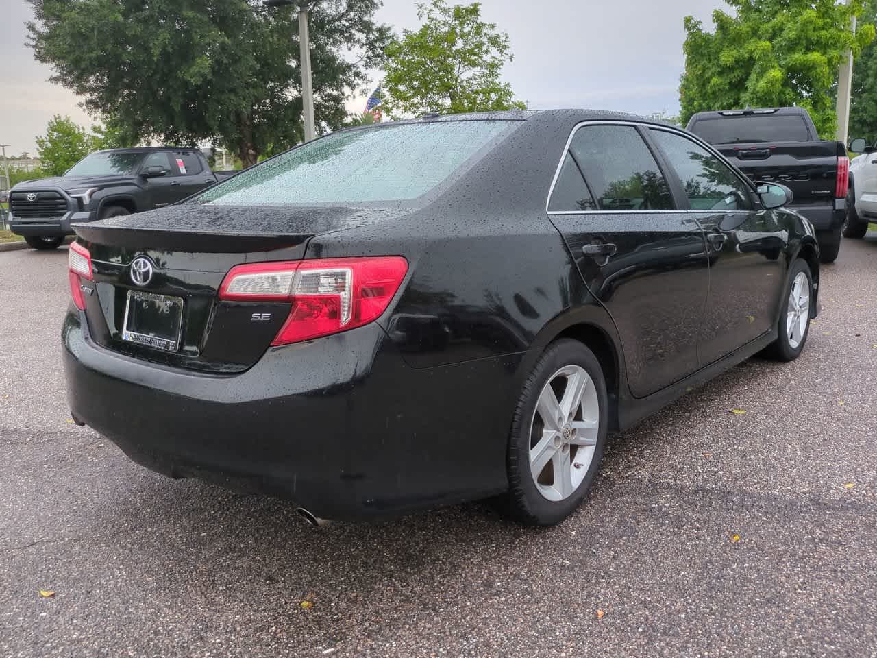 Thumbnail: 2012 Toyota Camry - 6
