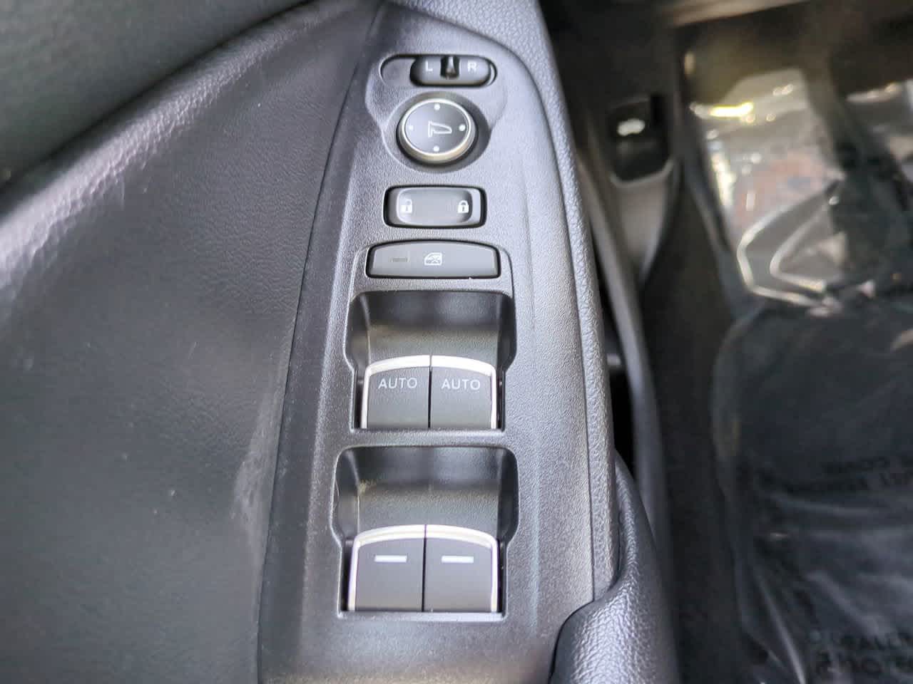 Thumbnail: 2019 Honda Accord - 21