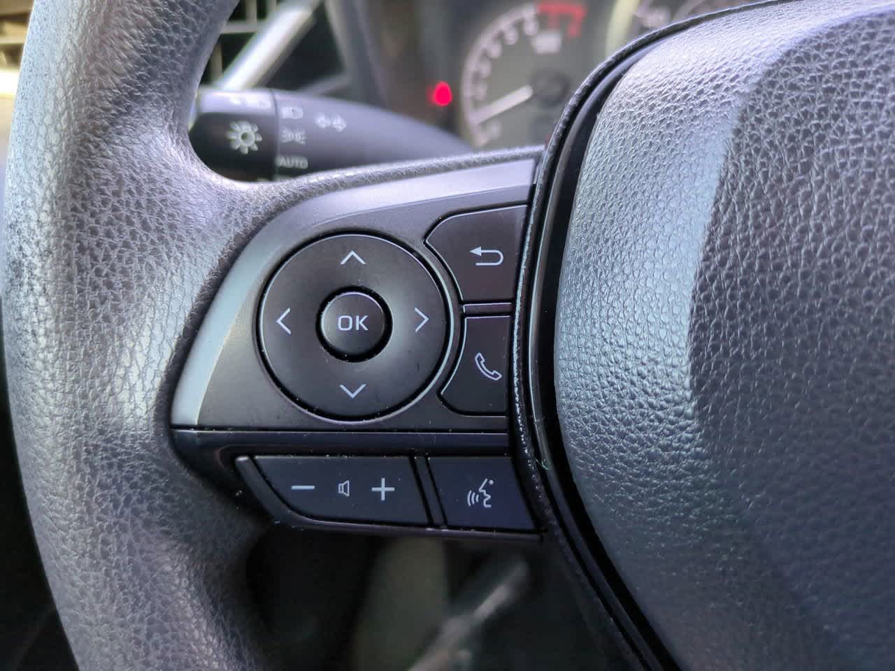 Thumbnail: 2021 Toyota Corolla - 22