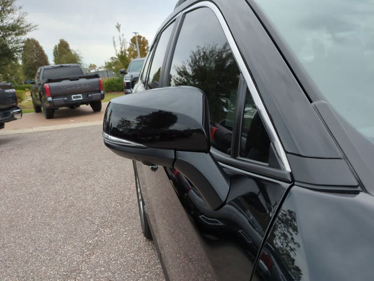 Thumbnail: 2025 Toyota RAV4 - 12