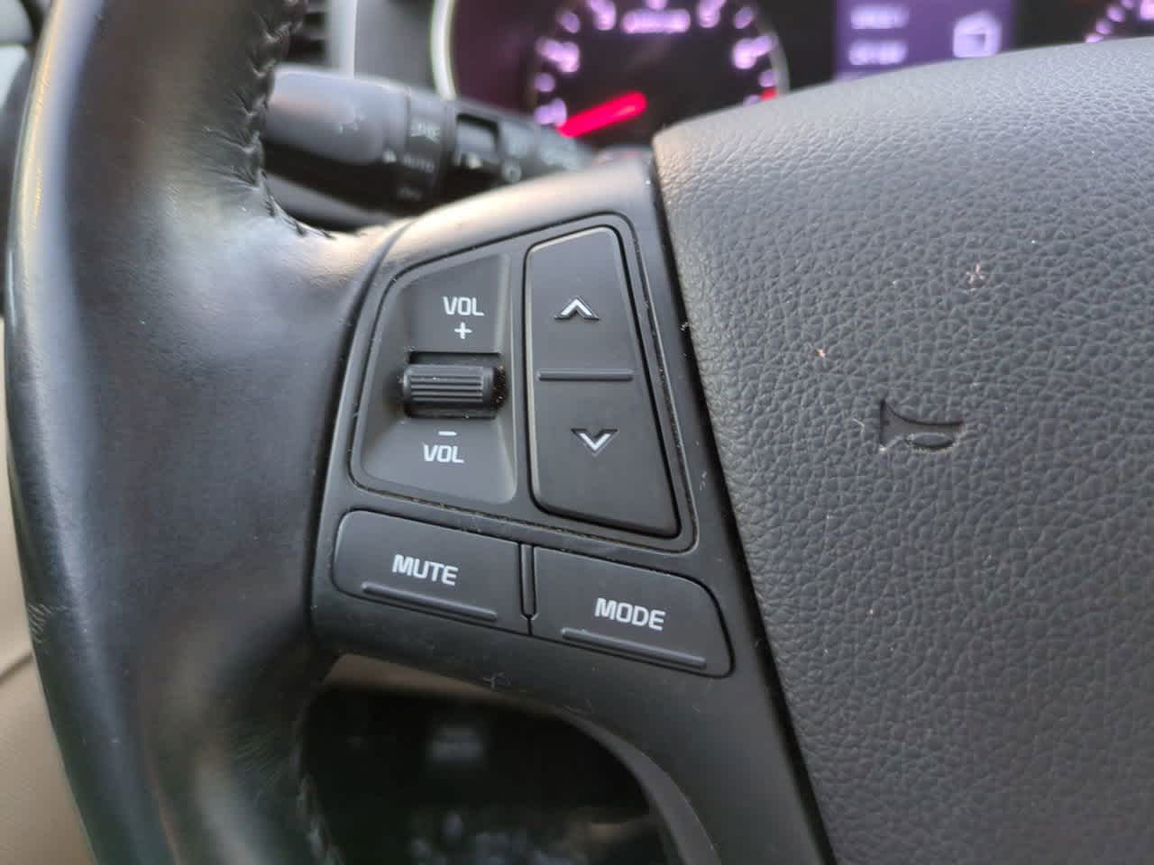 Thumbnail: 2015 Kia Cadenza - 23