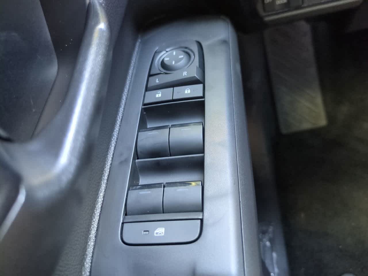 Thumbnail: 2025 Toyota Tacoma - 21