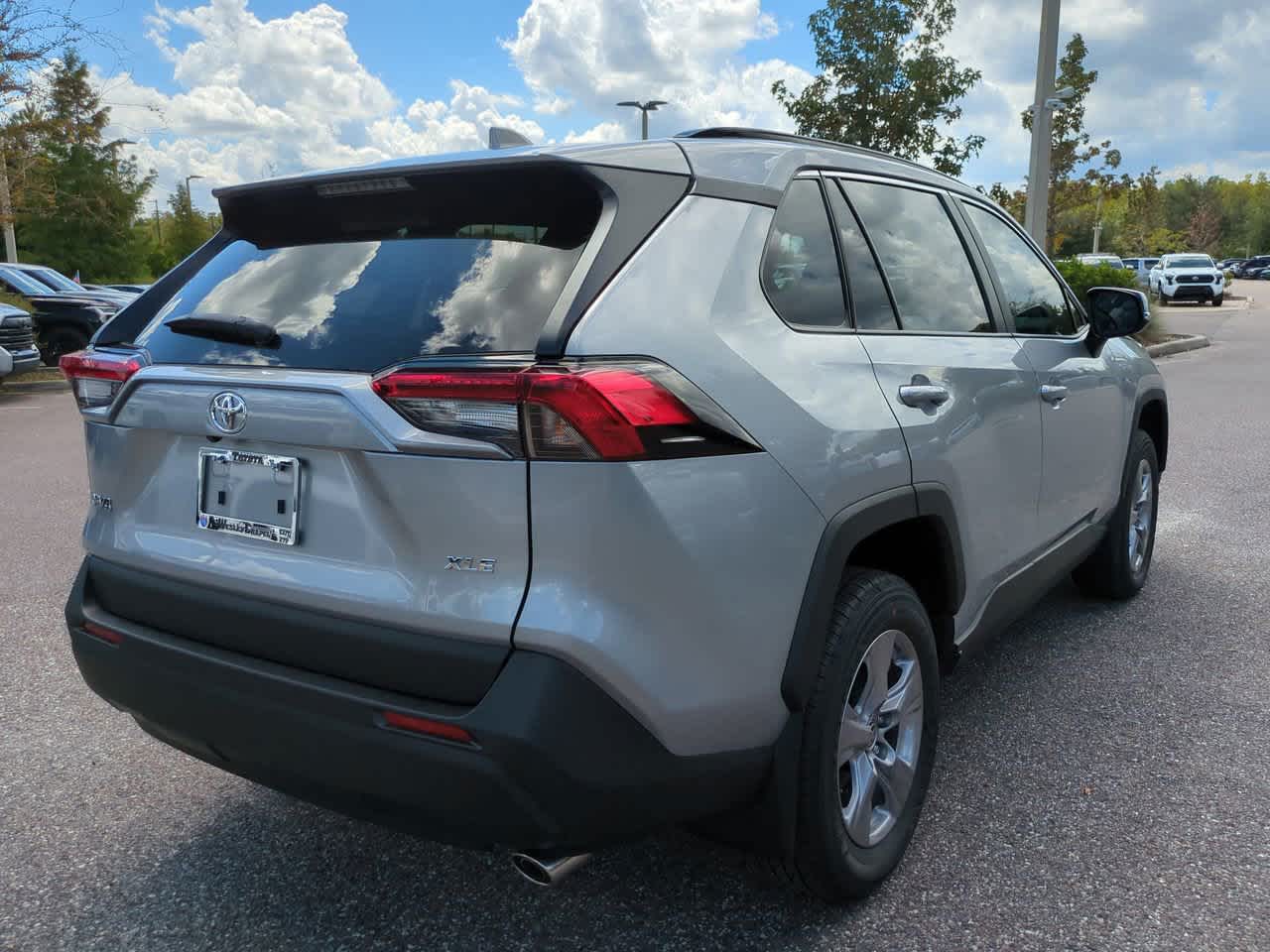 Thumbnail: 2025 Toyota RAV4 - 6