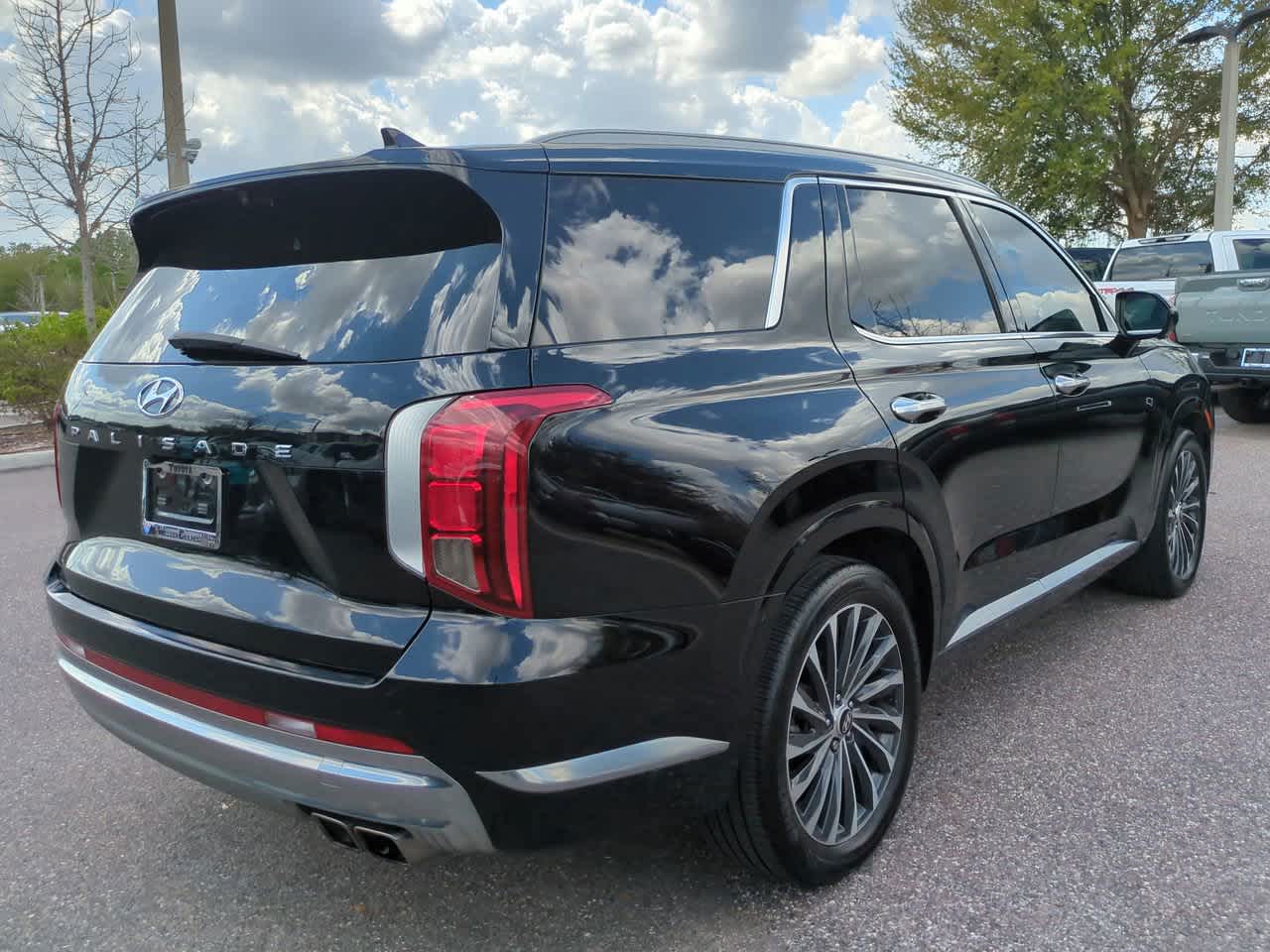 Thumbnail: 2023 Hyundai Palisade - 6