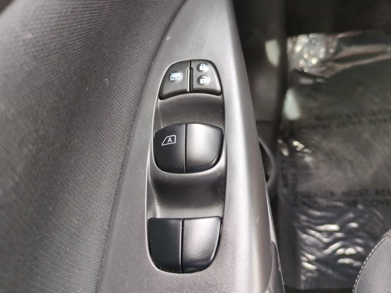 Thumbnail: 2017 Nissan Sentra - 20