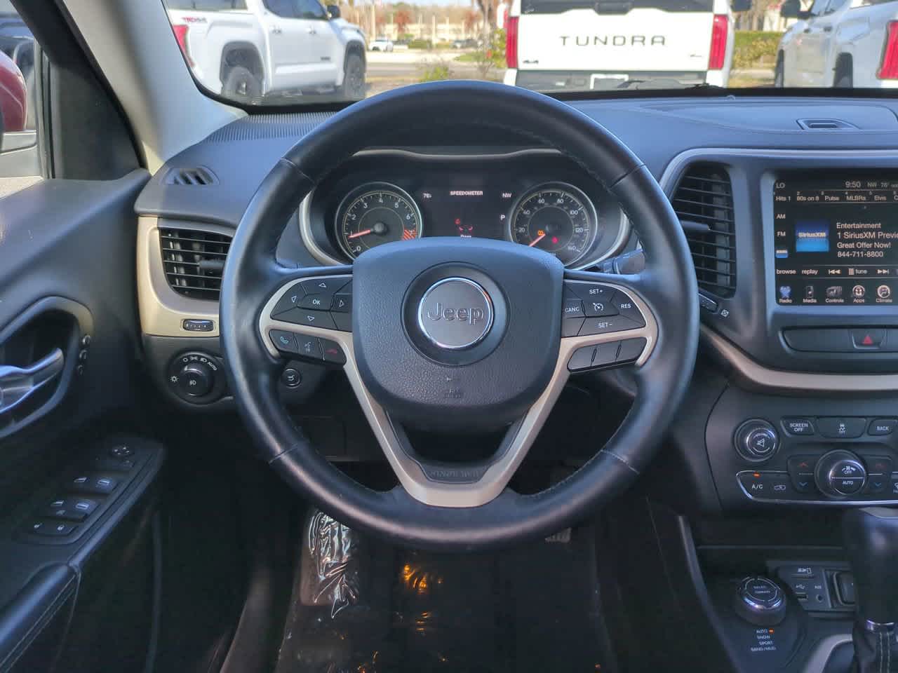 Thumbnail: 2014 Jeep Cherokee - 15