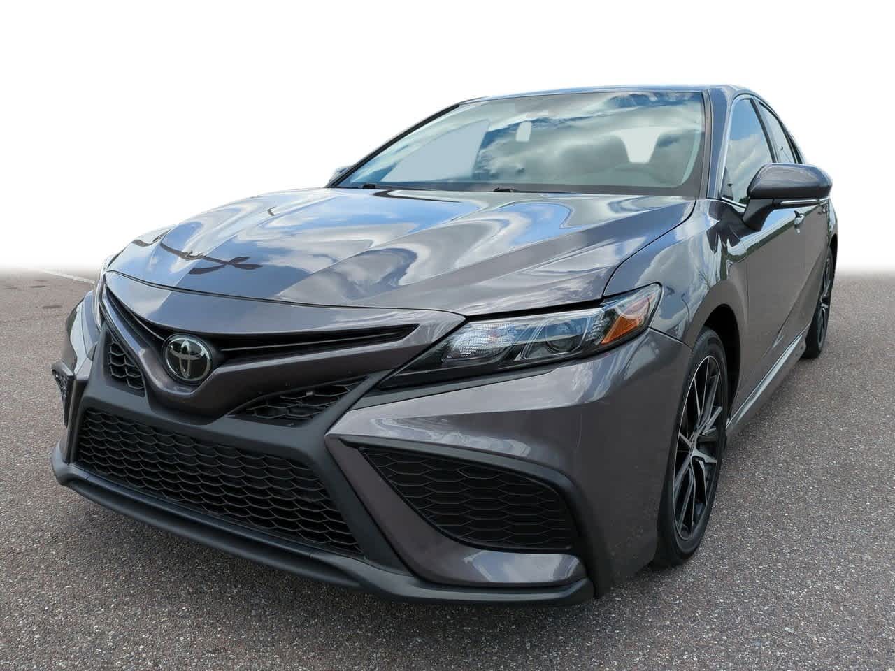 2023 Toyota Camry SE Hero Image