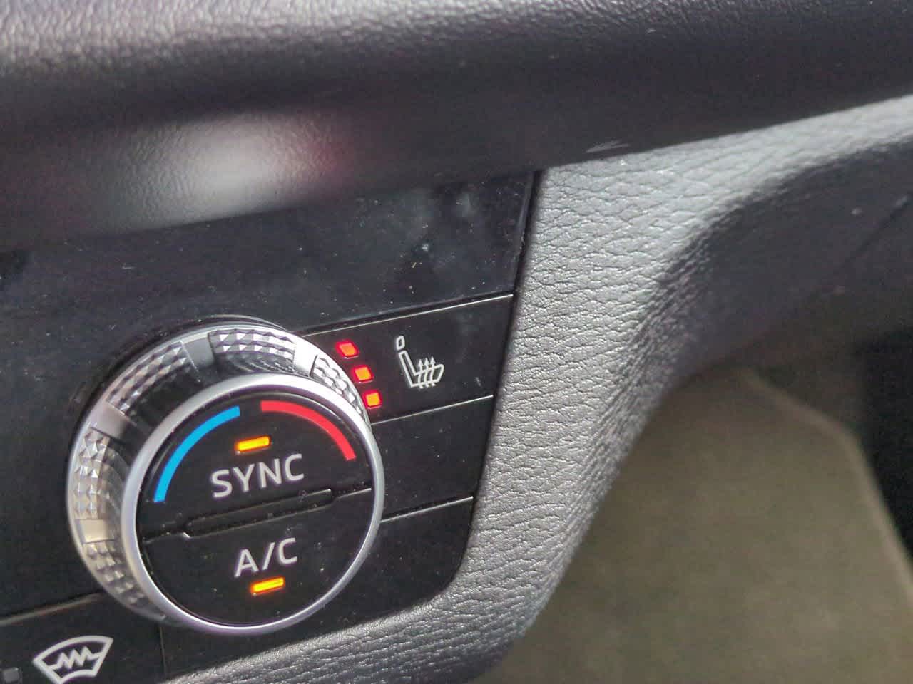 Thumbnail: 2025 Mitsubishi Outlander - 23