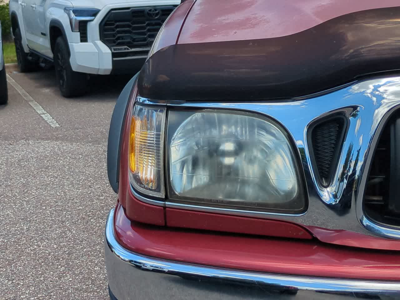 Thumbnail: 2002 Toyota Tacoma - 10