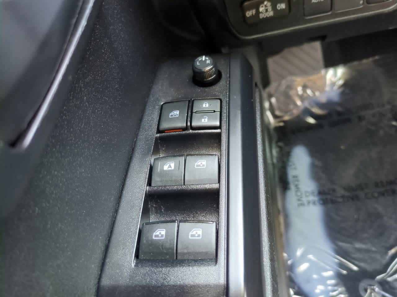 Thumbnail: 2022 Toyota Tacoma - 21