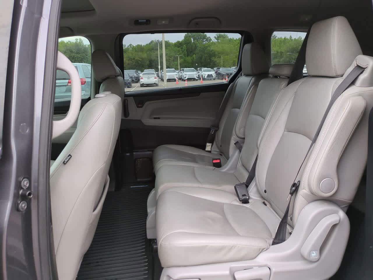 Thumbnail: 2019 Honda Odyssey - 13