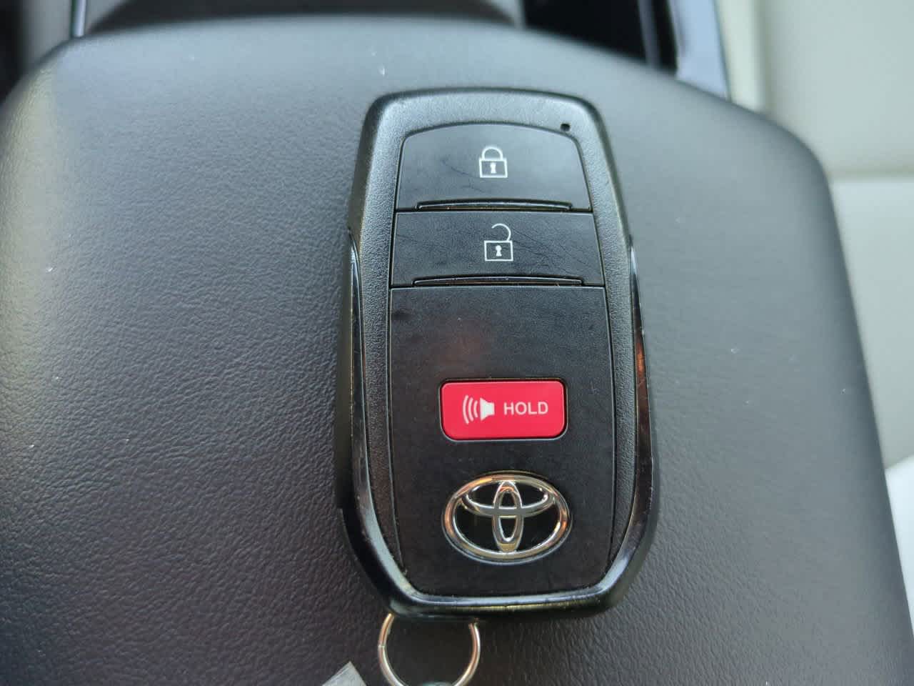 Thumbnail: 2025 Toyota Prius - 26