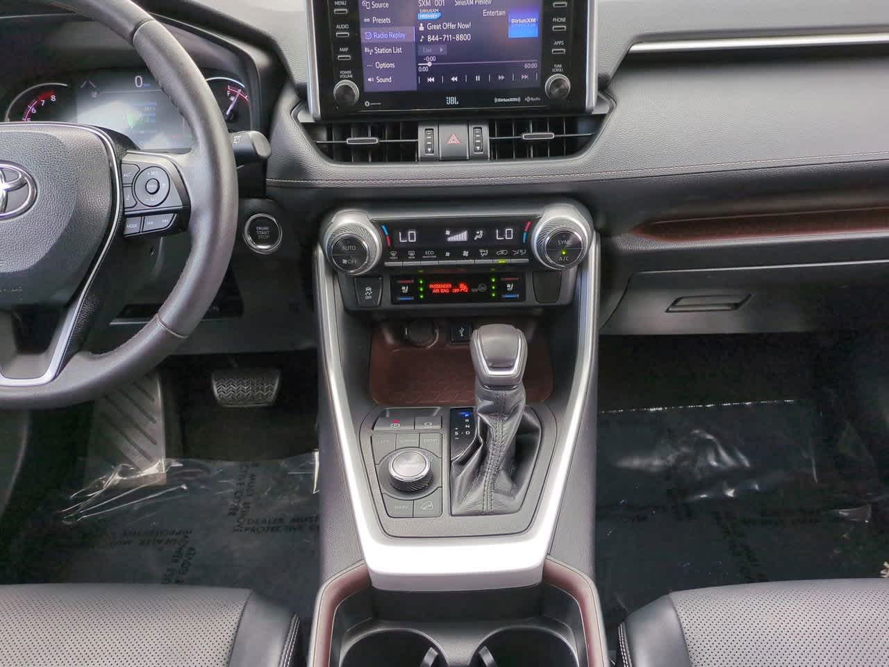 Thumbnail: 2021 Toyota RAV4 - 17