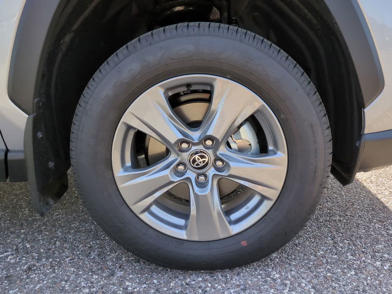 Thumbnail: 2025 Toyota RAV4 - 11