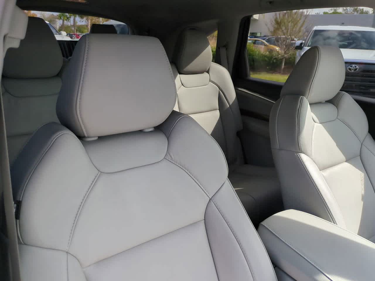 Thumbnail: 2017 Acura MDX - 7