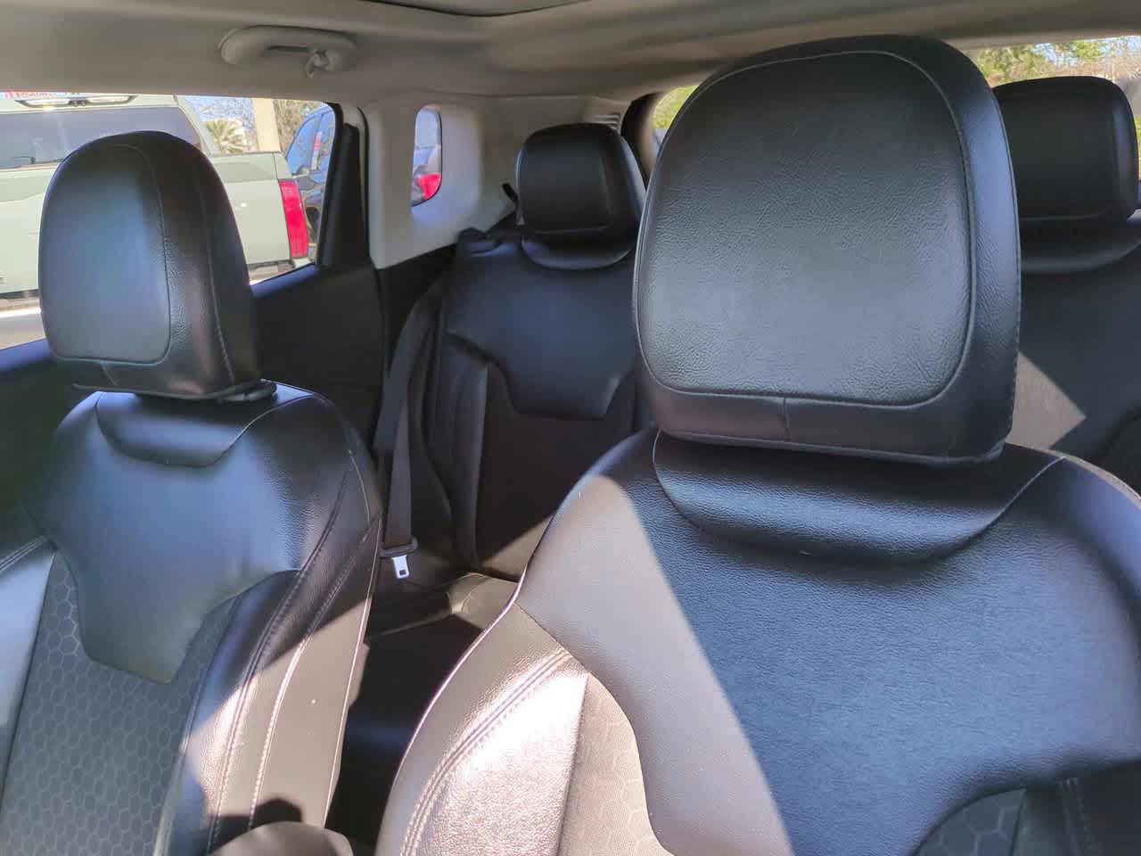 Thumbnail: 2018 Jeep Compass - 8