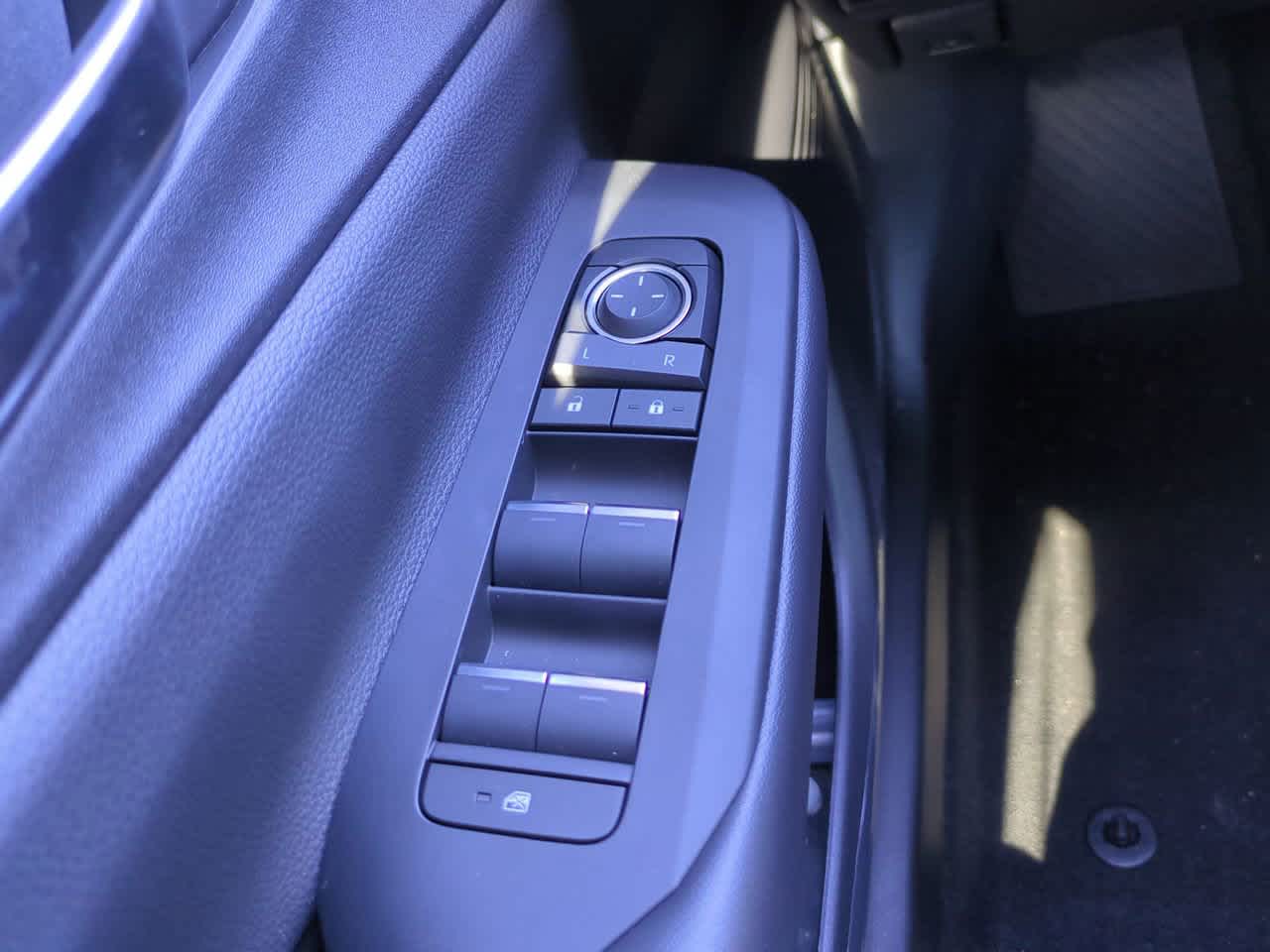 Thumbnail: 2026 Toyota Prius - 23