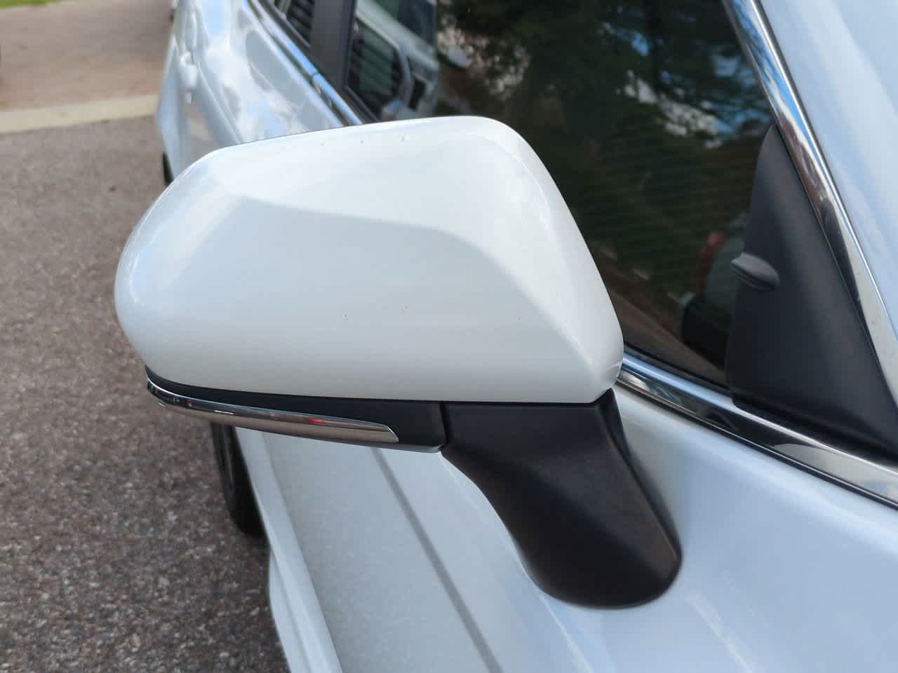 Thumbnail: 2022 Toyota Camry - 12