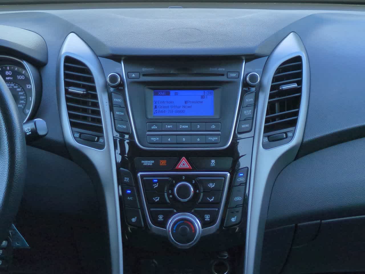 Thumbnail: 2014 Hyundai Elantra - 17