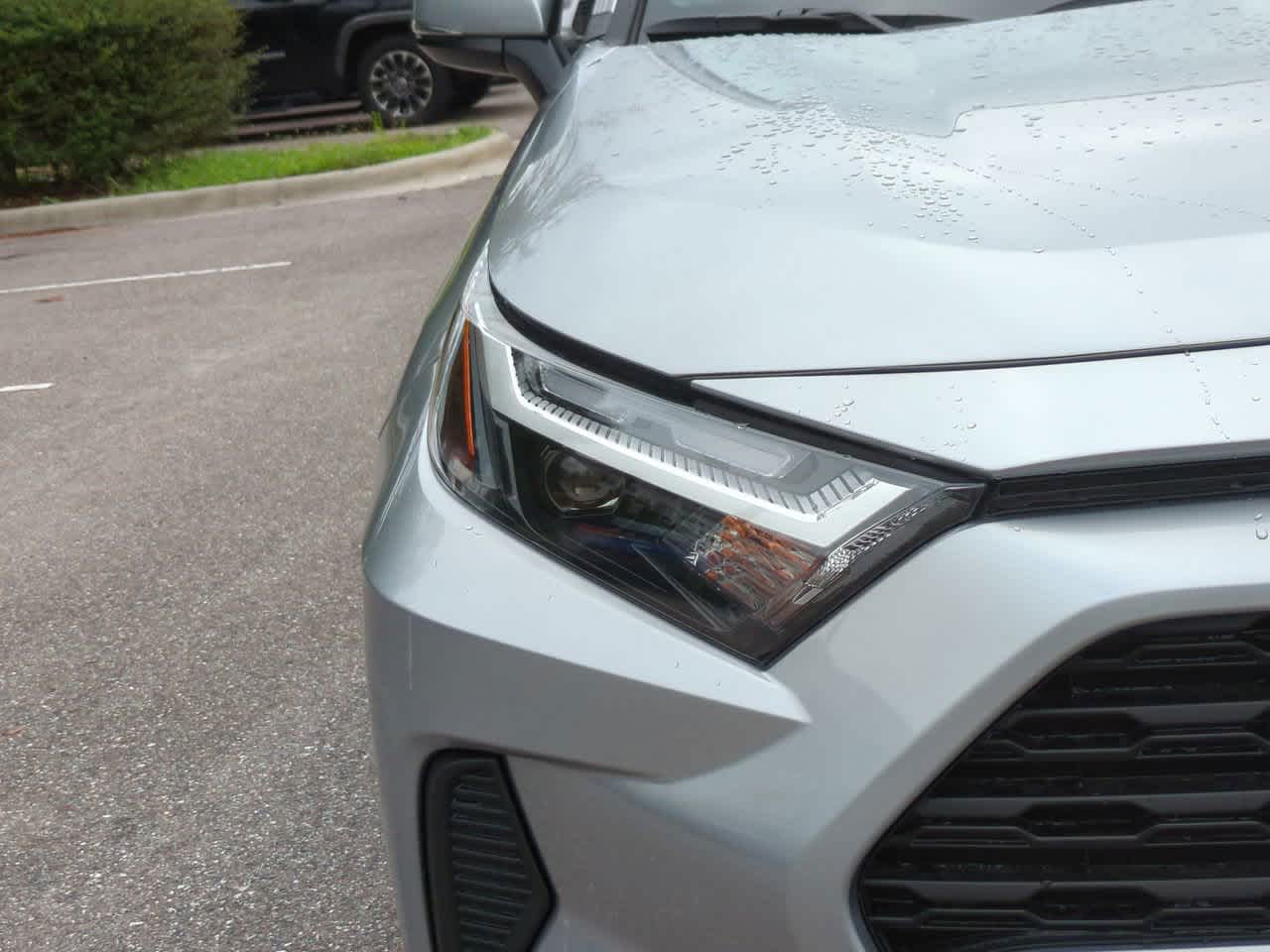 Thumbnail: 2025 Toyota RAV4 - 10