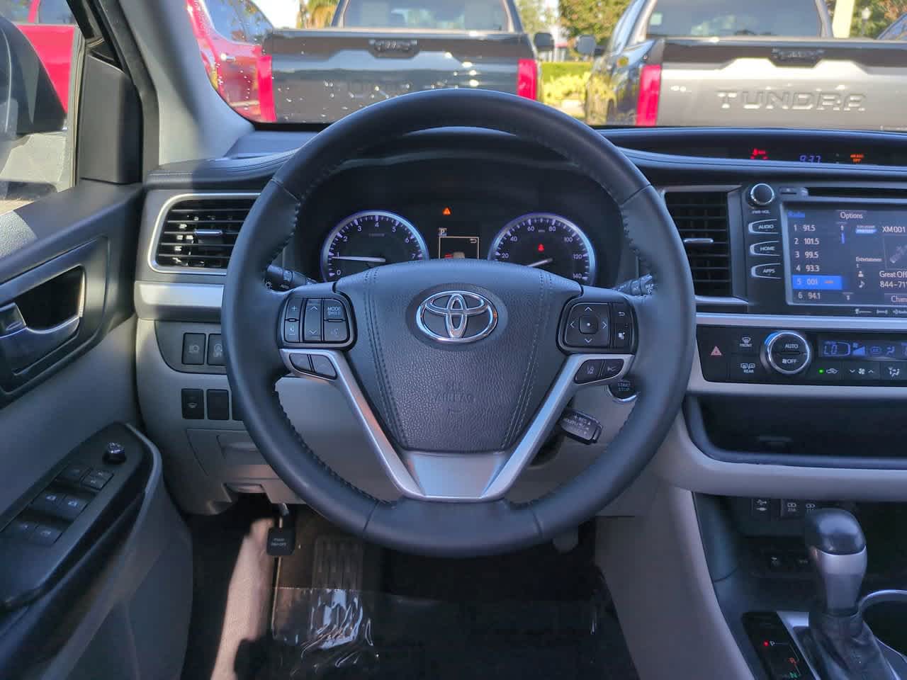 Thumbnail: 2018 Toyota Highlander - 16