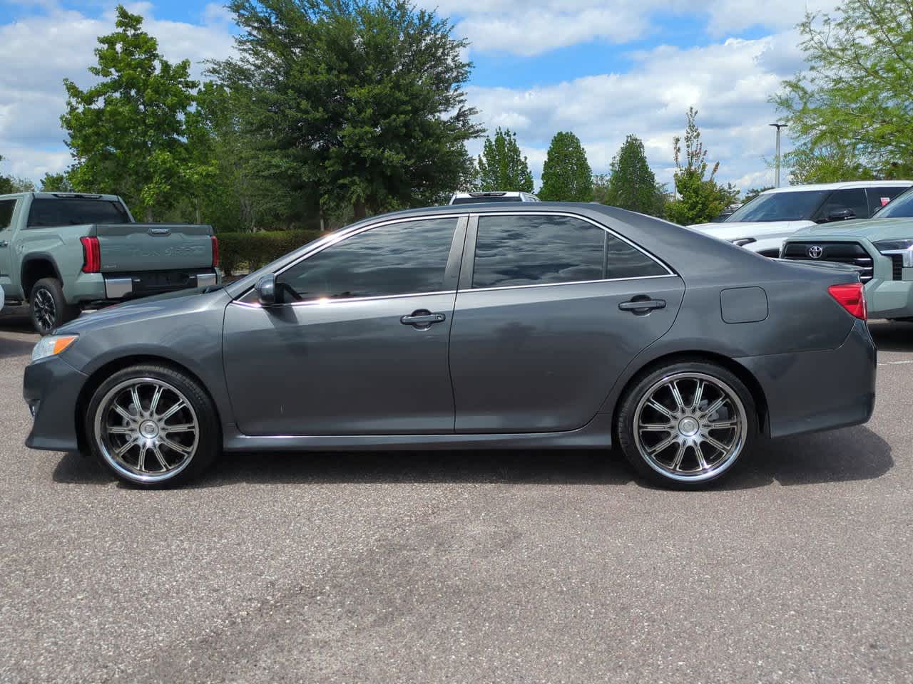 Thumbnail: 2012 Toyota Camry - 3