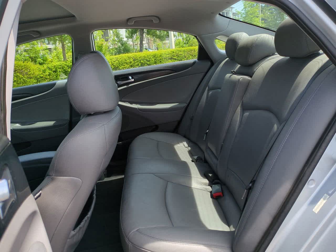 2011 Hyundai Sonata Limited 13