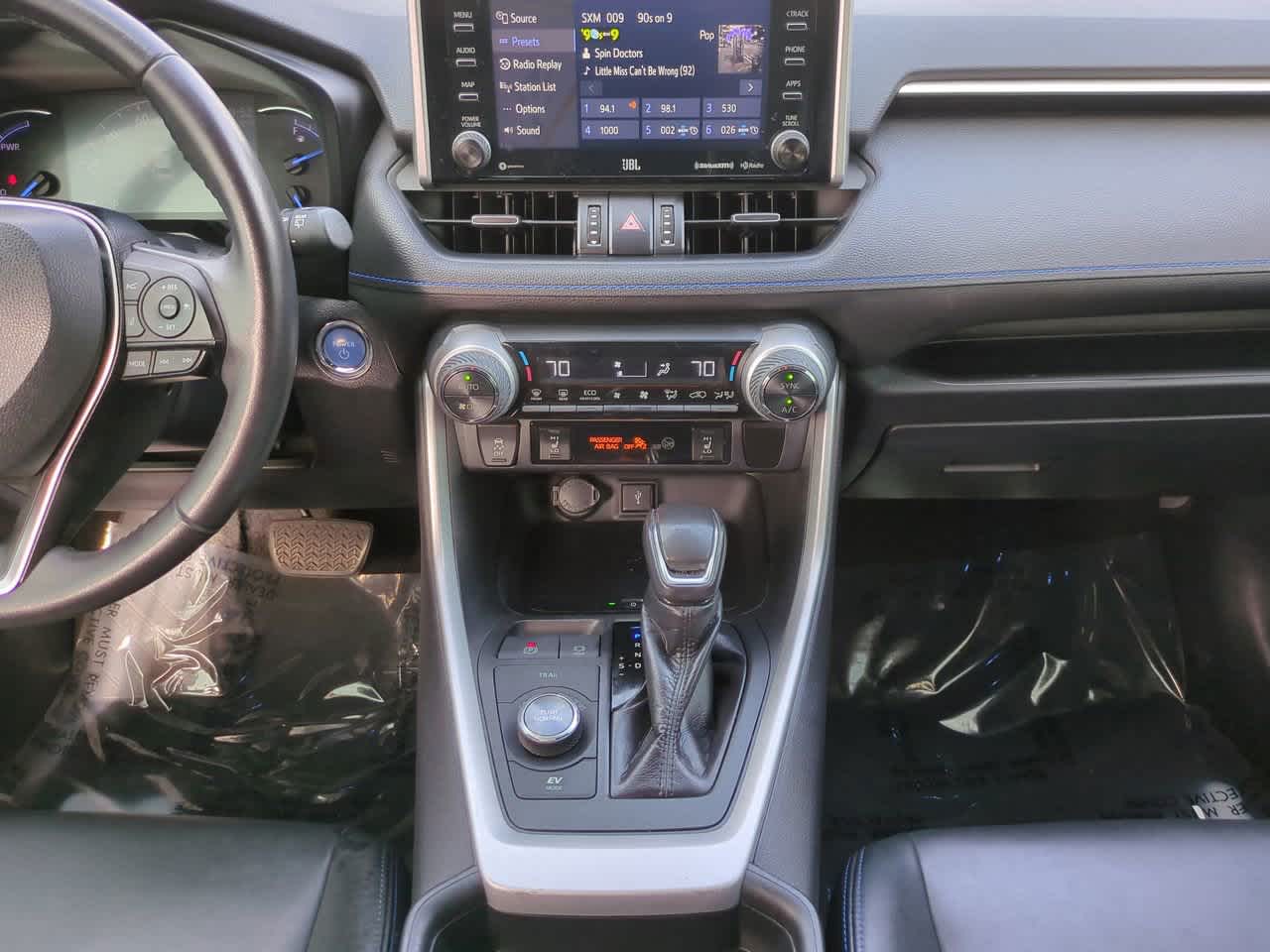 Thumbnail: 2020 Toyota RAV4 - 18