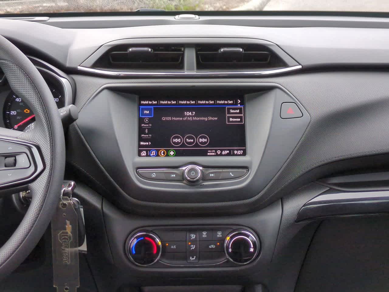 Thumbnail: 2021 Chevrolet TrailBlazer - 17