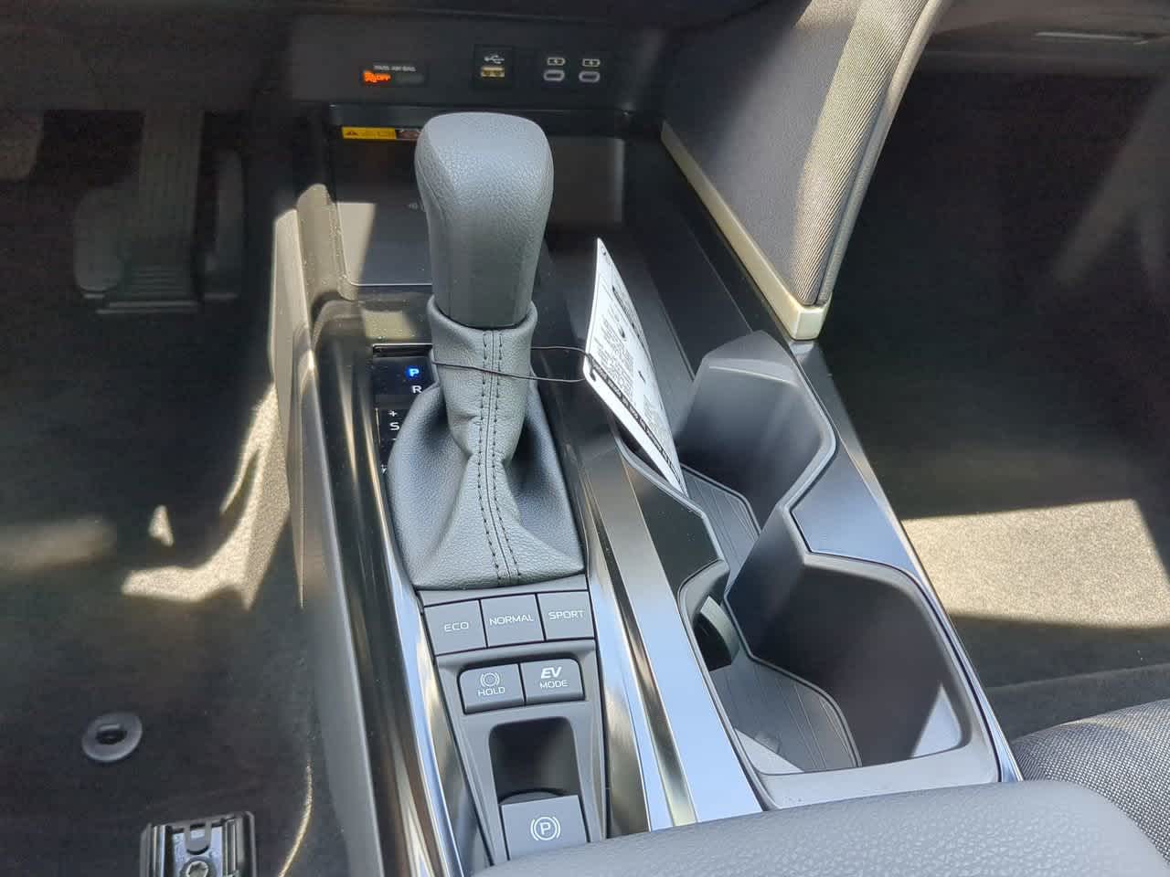 Thumbnail: 2025 Toyota Camry - 19