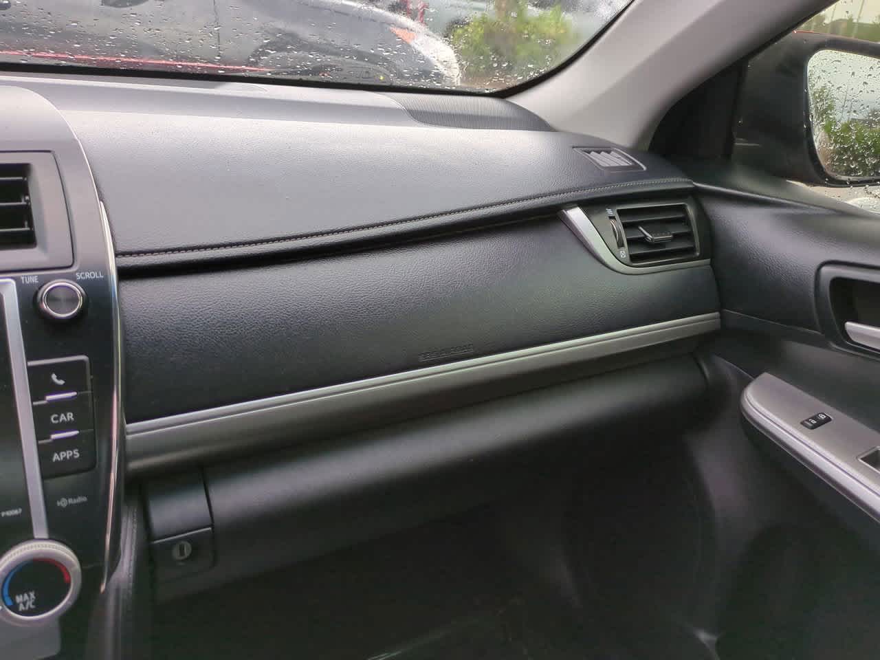 Thumbnail: 2012 Toyota Camry - 11