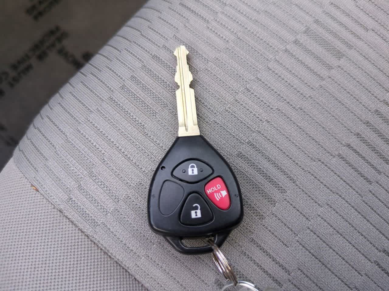 Thumbnail: 2009 Toyota RAV4 - 23