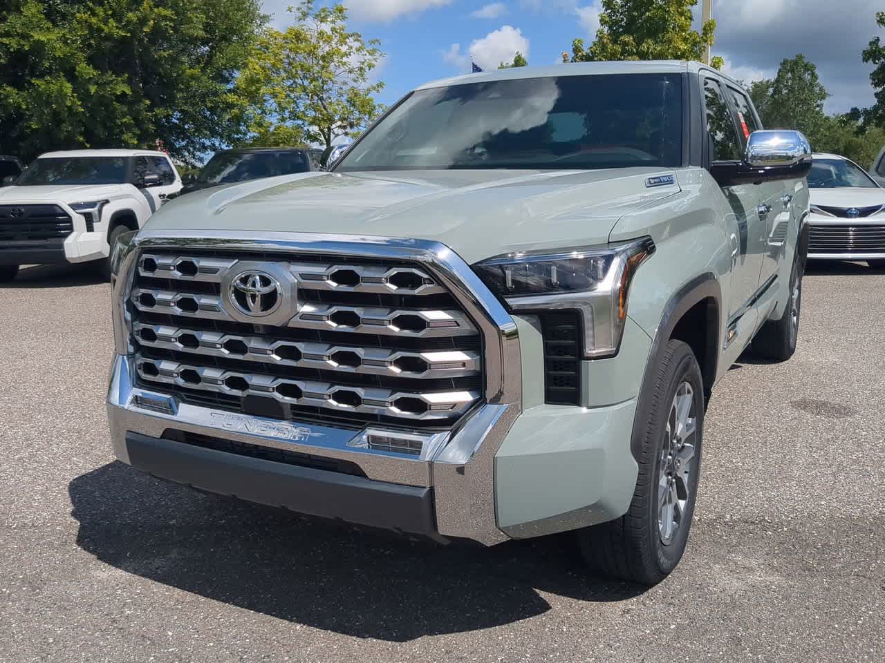 Thumbnail: 2025 Toyota Tundra - 2