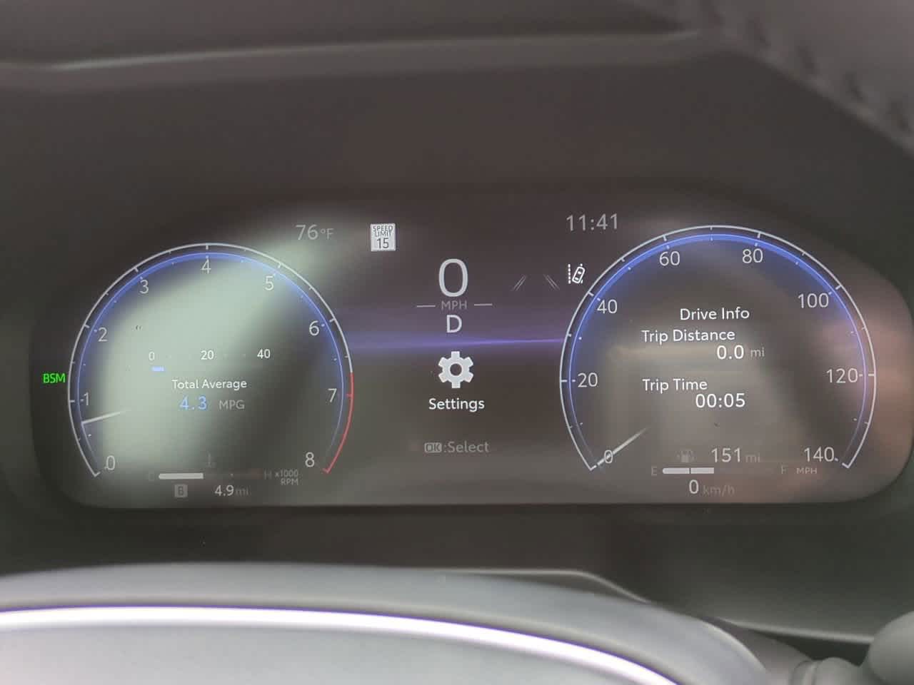 Thumbnail: 2025 Toyota RAV4 - 26