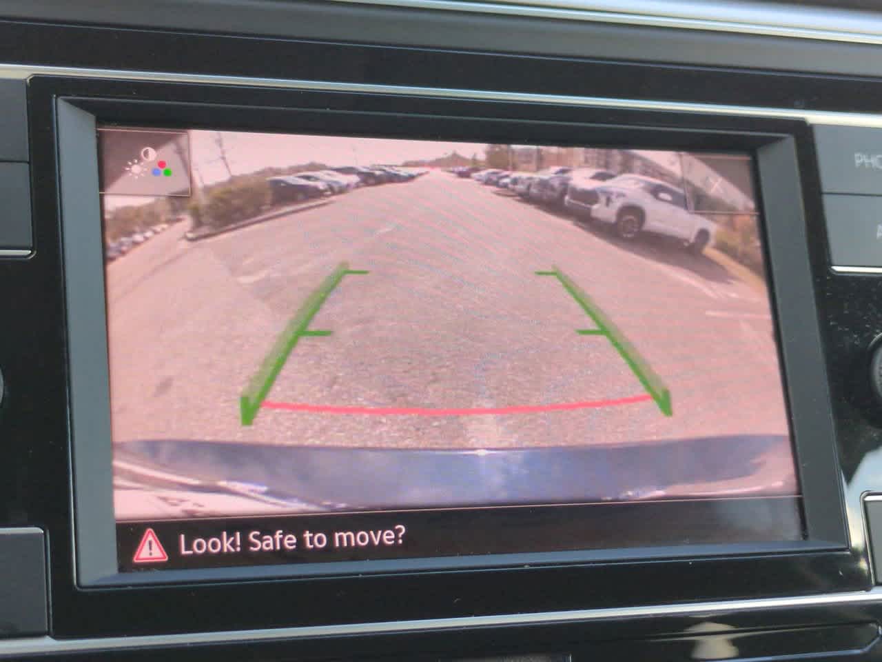 Thumbnail: 2018 Volkswagen Atlas - 20