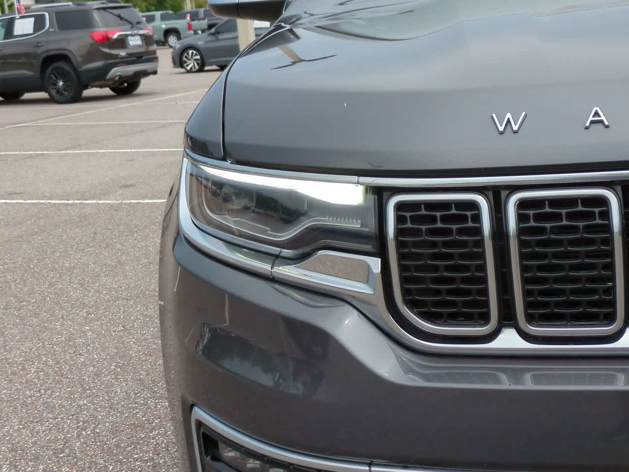 Thumbnail: 2023 Jeep Wagoneer - 10