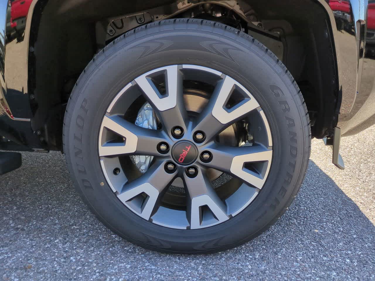 Thumbnail: 2025 Toyota 4Runner - 11